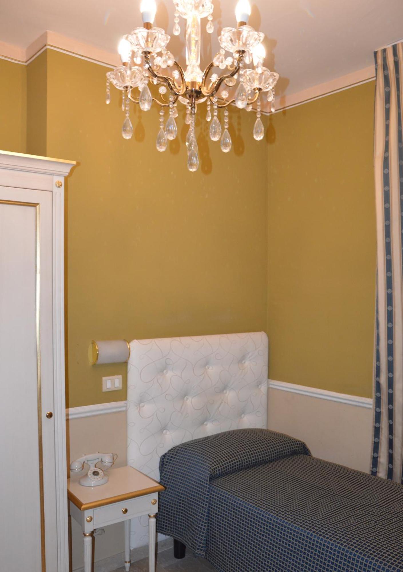 Nouvel Hotel Des Bains เปซาโร ห้อง รูปภาพ